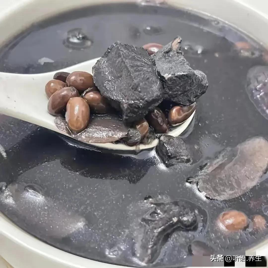 黑豆滋补粥汤做法_每天喝黑米粥会胖吗_黑豆养生食谱