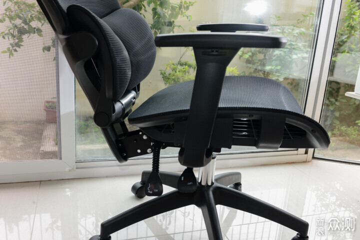 夏草木人体工学椅Fit带来进阶的舒适护腰凉爽_新浪众测