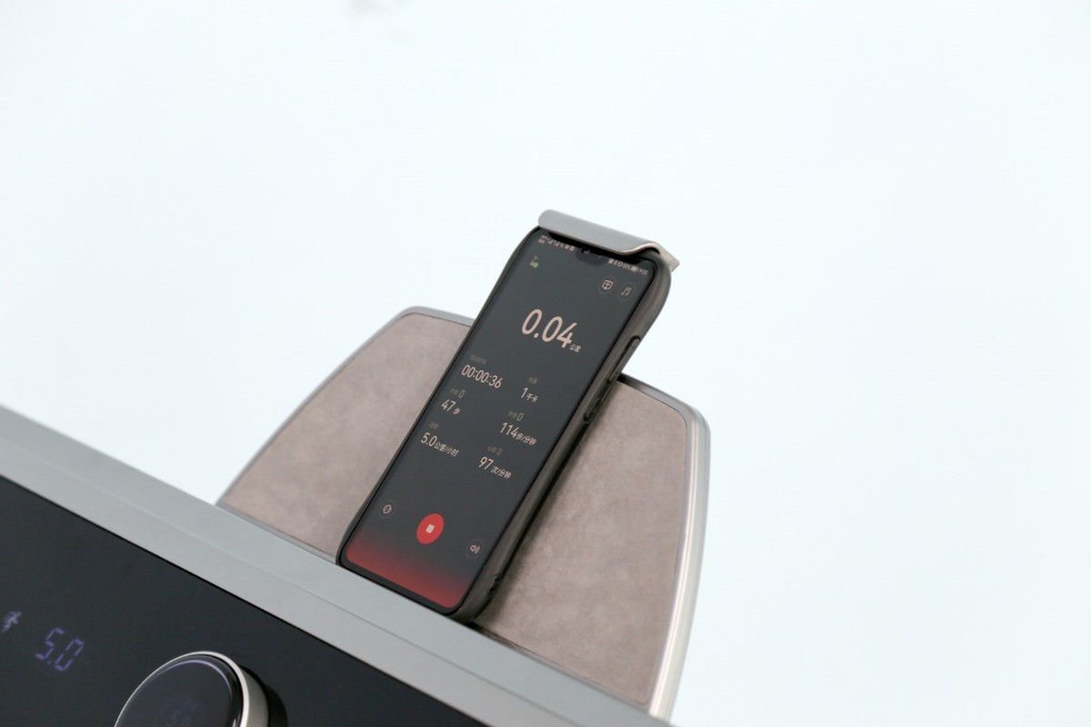 荣耀亲选磁悬浮减震跑步机_什么牌子跑步机质量好_可折叠跑步机推荐