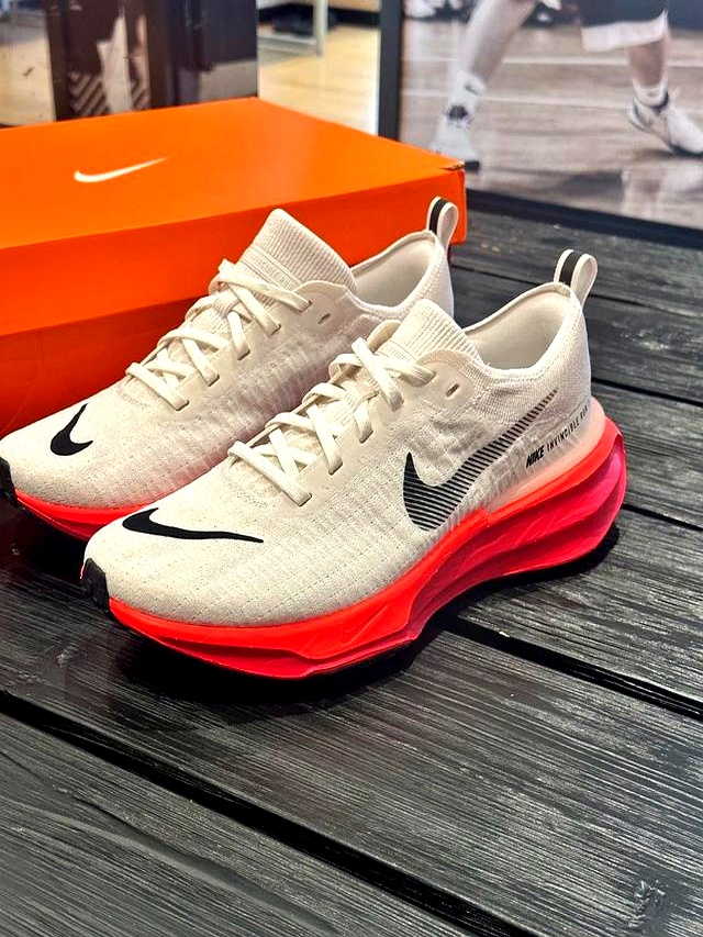 轻量化跑鞋推荐_跑步机销量排行榜_跑鞋科技