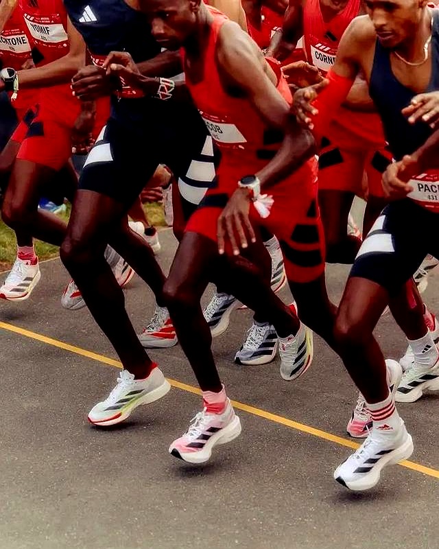 跑步机销量排行榜_跑鞋科技_轻量化跑鞋推荐