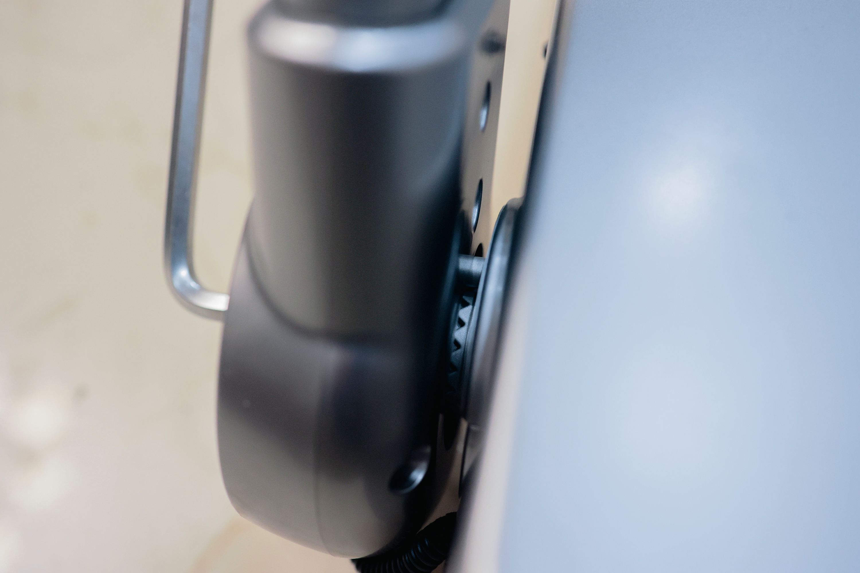 荣耀亲选磁悬浮减震跑步机免安装收纳设计_荣耀亲选磁悬浮减震跑步机品质做工分析_家用跑步机什么牌子的好