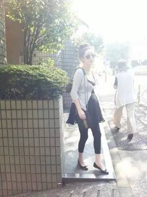 孕妇可以用美容仪吗_孕妇护肤品成分选择指南_怀孕期间化妆护肤品推荐