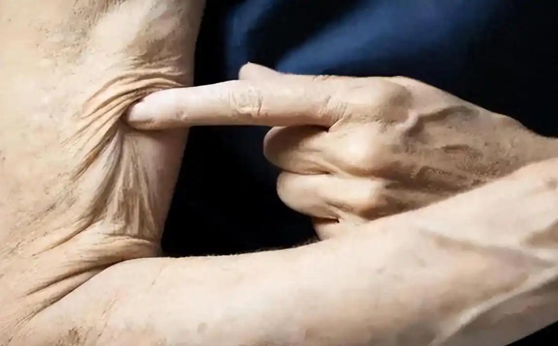 60岁以后运动方式_老年人健身体操38节_老年人运动误区