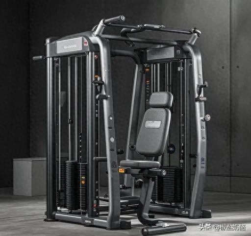 史密斯训练器使用方法_坐姿推胸器锻炼方法_健身椅锻炼方法